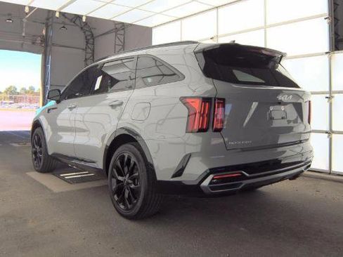 Used 2023 Kia Sorento SX FWD image 8