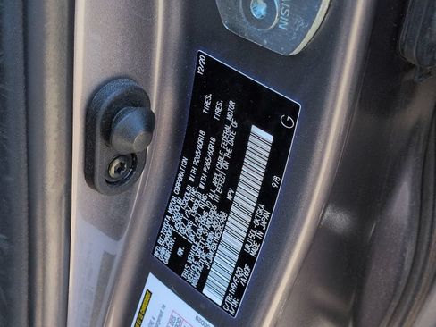 Used 2021 Lexus GX 460 Premium AWD/4WD image 35