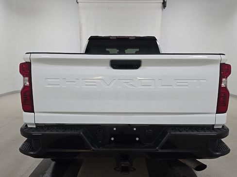 Used 2024 Chevrolet Silverado 2500 Custom RWD image 6