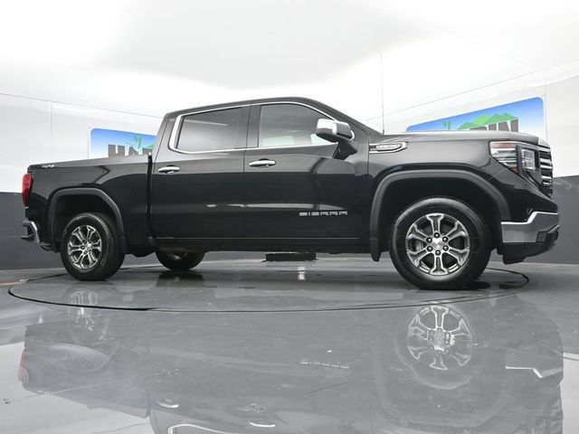 Used 2025 GMC Sierra 1500 SLT AWD/4WD image 22