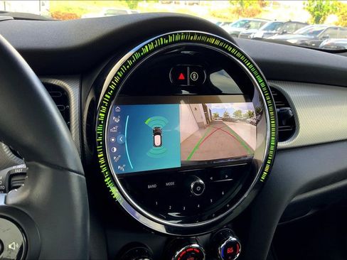 Certified 2024 MINI Cooper SE image 21