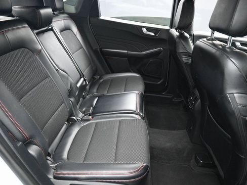 Used 2025 Ford Escape ST-Line image 33