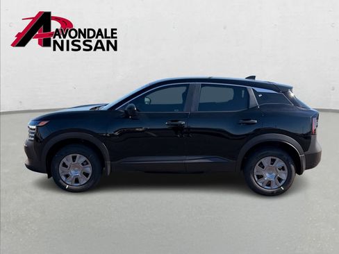 New 2026 Nissan Kicks S image 2