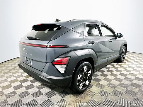 Used 2024 Hyundai Kona SEL w/ Convenience Package FWD image 3