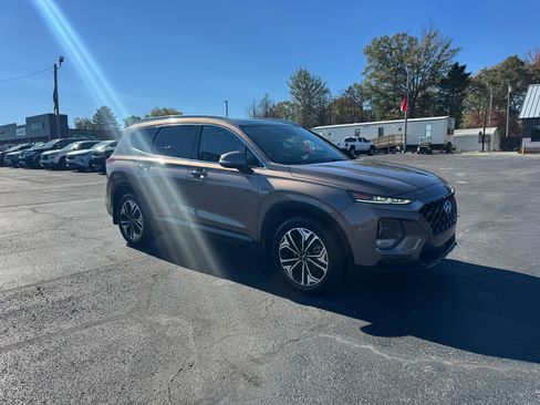 Used 2020 Hyundai Santa Fe Limited image 4