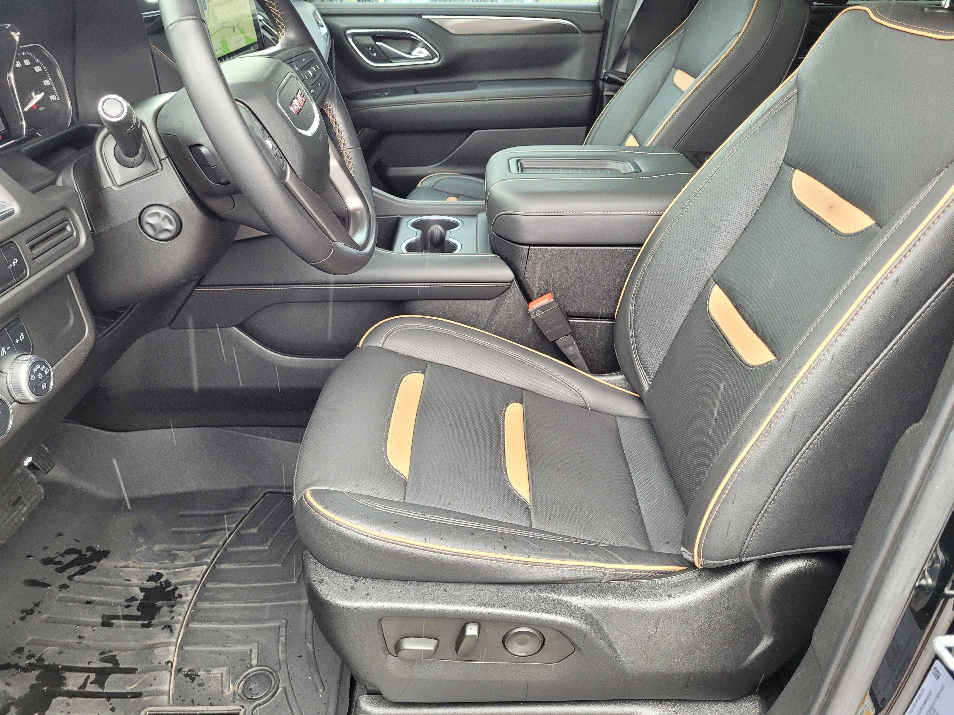 Used 2021 GMC Yukon XL AT4 w/ Rear Media and Nav Package AWD/4WD image 22