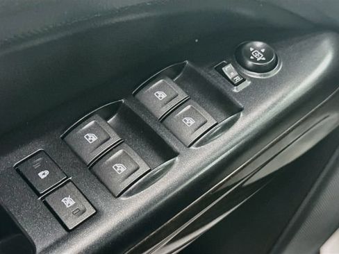 Used 2019 GMC Canyon SLE AWD/4WD image 18