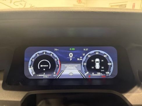 Used 2025 Toyota 4Runner Limited AWD/4WD image 14