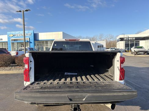 Used 2023 Chevrolet Silverado 2500 Custom w/ Custom Value Package image 30
