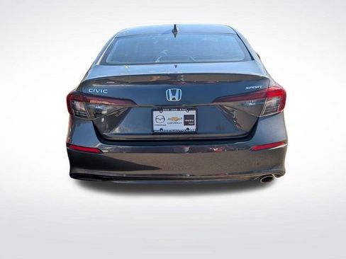 Used 2025 Honda Civic Sport image 4