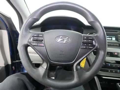 Used 2017 Hyundai Sonata SE FWD image 32