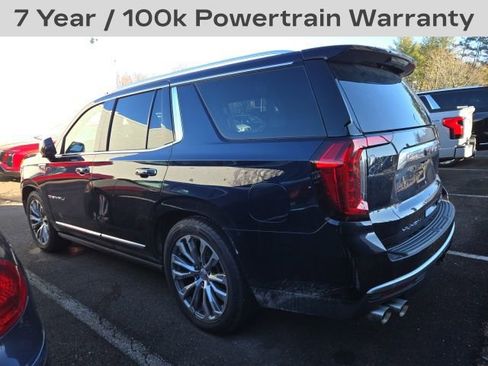 Used 2022 GMC Yukon Denali w/ Denali Premium Package image 4