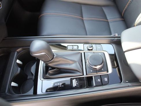 Certified 2025 MAZDA CX-50 AWD 2.5 Hybrid w/ Premium Pkg image 24