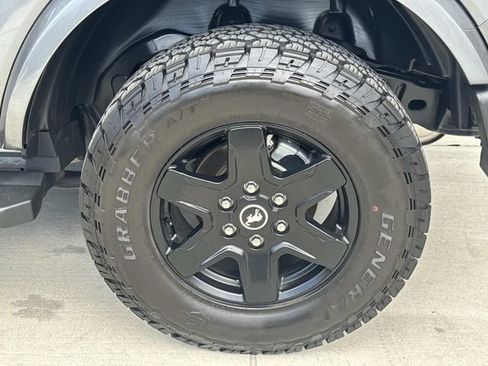 Used 2024 Ford Bronco Outer Banks AWD/4WD image 4