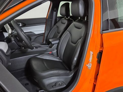 New 2026 Jeep Compass Limited image 14