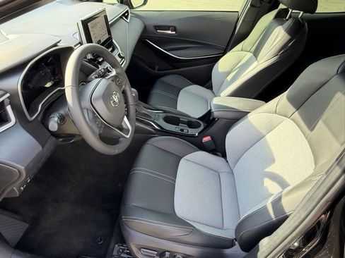 Used 2025 Toyota Corolla XSE image 11