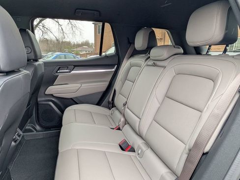 New 2026 GMC Terrain Elevation w/ Elevation Premium Package image 32