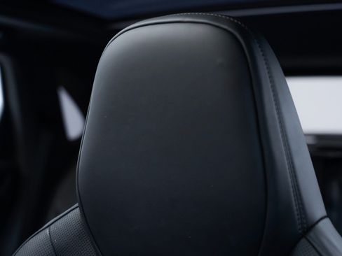 Certified 2020 Porsche Cayenne AWD/4WD image 15