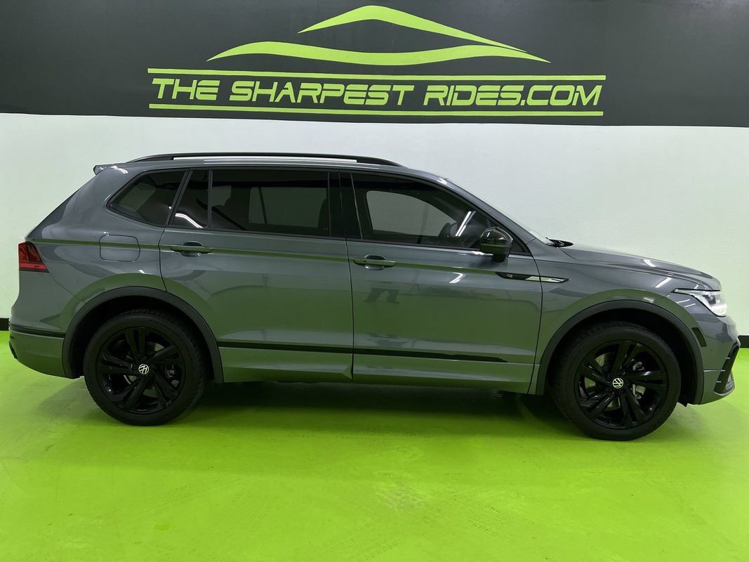 Used 2024 Volkswagen Tiguan SE R-Line AWD/4WD image 11