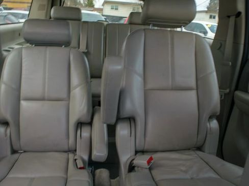 Used 2009 GMC Yukon XL SLT image 23