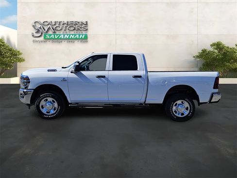 New 2026 RAM 2500 Tradesman AWD/4WD image 2
