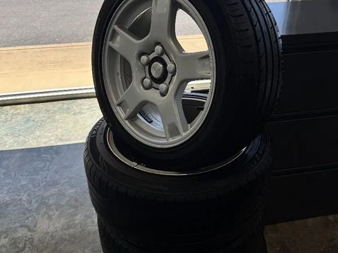 Used 1999 Chevrolet Corvette Coupe w/ Roof Pkg image 29