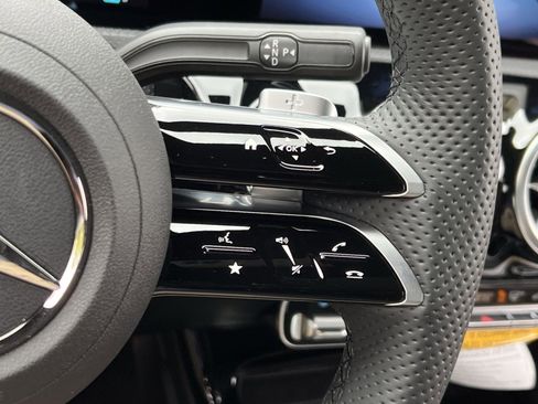 Used 2025 Mercedes-Benz CLA 250 4MATIC image 28