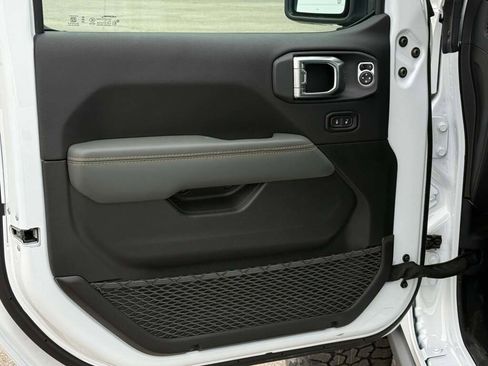 New 2026 Jeep Gladiator Mojave image 20