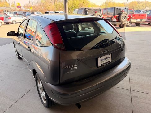 Used 2007 Ford Focus ZX5 Hatchback image 5