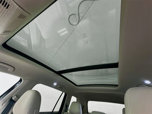 New 2026 Volkswagen Atlas SEL image 19