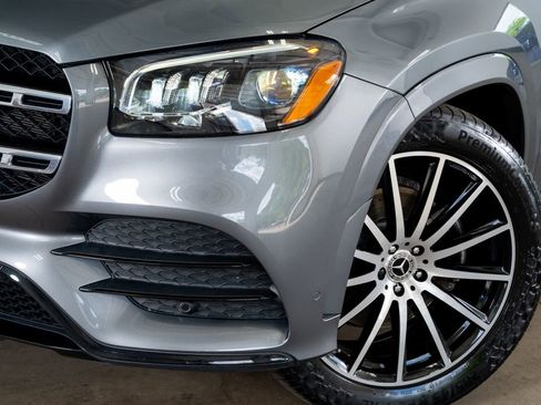 Used 2022 Mercedes-Benz GLS 450 4MATIC image 3