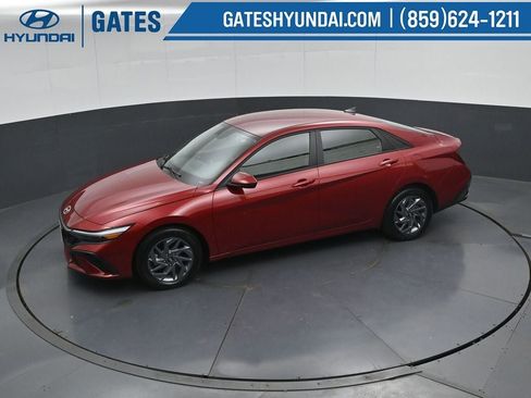 Certified 2024 Hyundai Elantra SEL FWD image 51