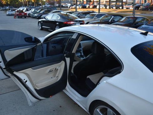 Used 2012 Volkswagen CC Lux Plus image 31