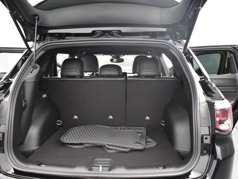 New 2026 Jeep Compass Latitude AWD/4WD image 7