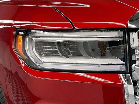 Used 2022 GMC Acadia Denali w/ Denali Ultimate Package AWD/4WD image 37