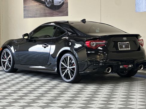 Used 2019 Toyota 86 image 6