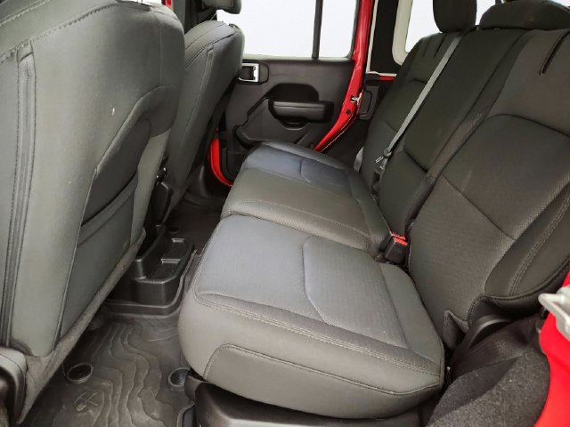 Used 2023 Jeep Wrangler Unlimited w/ Cold Weather Group AWD/4WD image 24