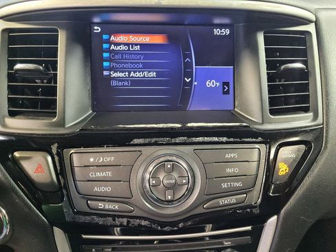 Used 2019 Nissan Pathfinder S FWD image 25