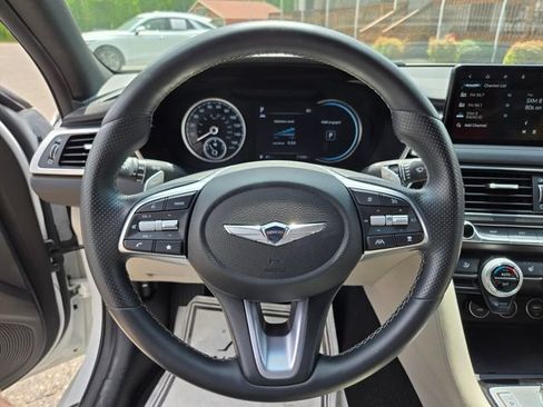 Used 2022 Genesis G70 2.0T RWD image 29