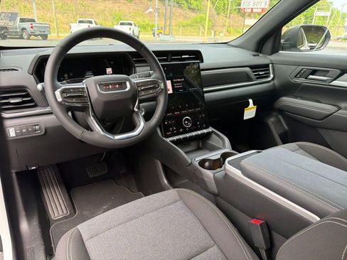 New 2026 GMC Terrain Elevation FWD image 15