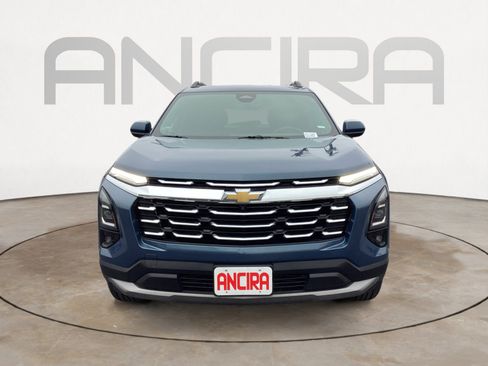 Used 2025 Chevrolet Equinox LT w/ Convenience Package II FWD image 8