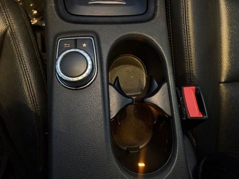 Used 2015 Mercedes-Benz CLA 250 4MATIC image 74