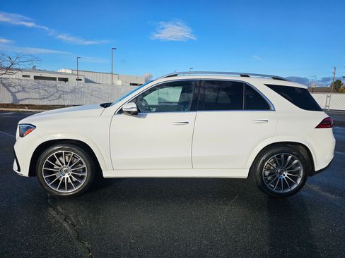 Used 2024 Mercedes-Benz GLE 350 4MATIC image 36