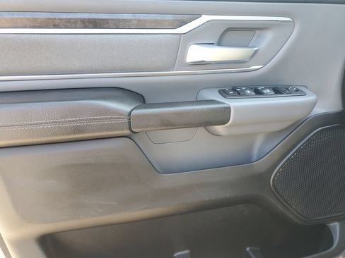 Used 2022 RAM 1500 Big Horn AWD/4WD image 14