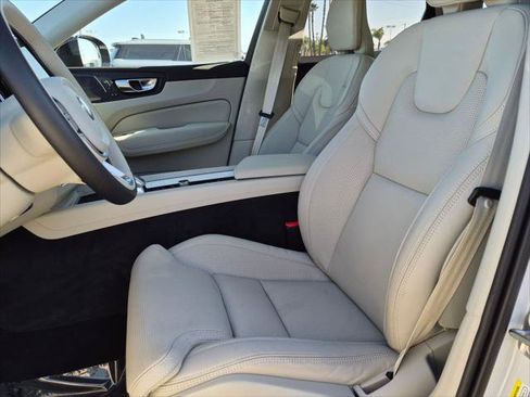 Used 2026 Volvo XC60 B5 Ultra w/ Climate Package PRO AWD/4WD image 21