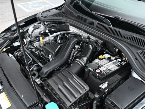 Used 2022 Volkswagen Jetta S image 40