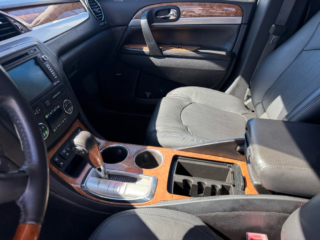 Used 2011 Buick Enclave CXL FWD image 11