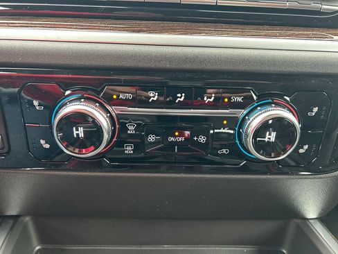 New 2026 GMC Sierra 1500 Elevation image 26