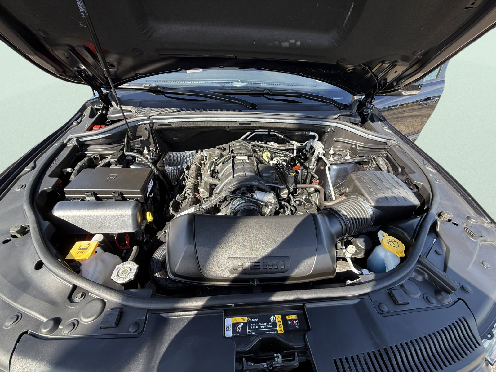 Used 2025 Dodge Durango R/T AWD/4WD image 19