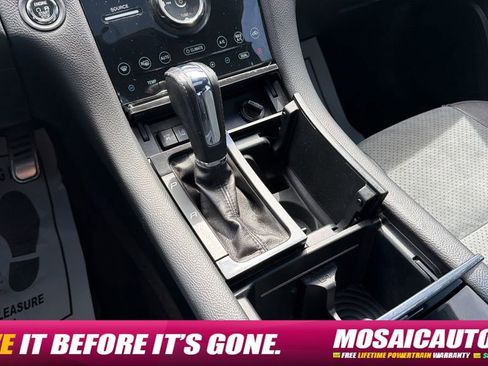 Used 2015 Ford Taurus SHO w/ Technology Package AWD/4WD image 33